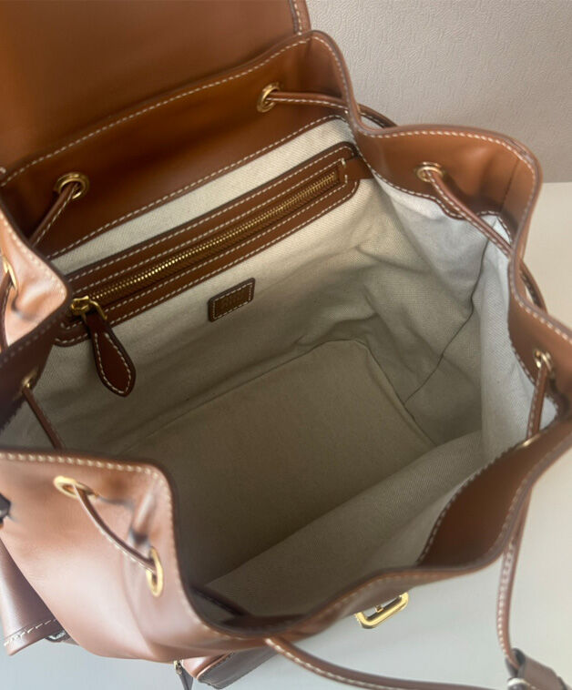 Miumiu Leather Backpack 5BZ042